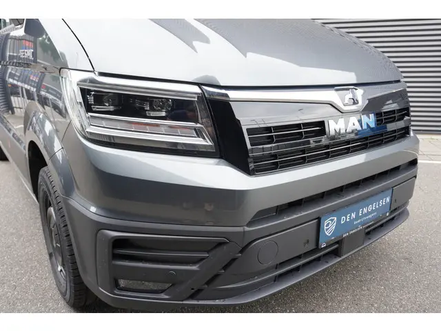 MAN TGE 3.140 L3H3 Aut FACELIFT Commander BOMVOL! | LED | NAVI | CLIMATRONIC | TREKHAAK | ACC | STOELVERWARMING | STUURVERWARMING | VOORRUITVERWARMING