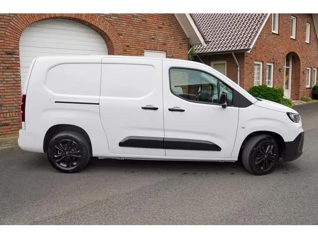 Fiat Doblò 1.5 BlueHDi 130pk S&S L2 AppleCarplay/Android auto Side Assist 1000KG