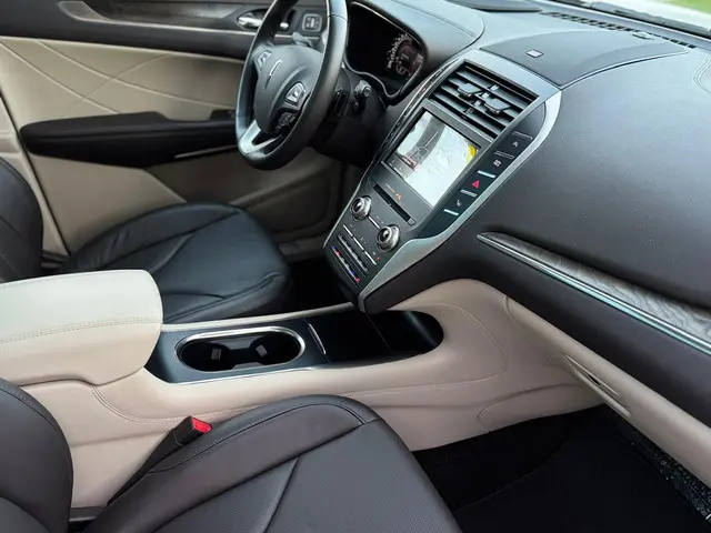 Lincoln MKC