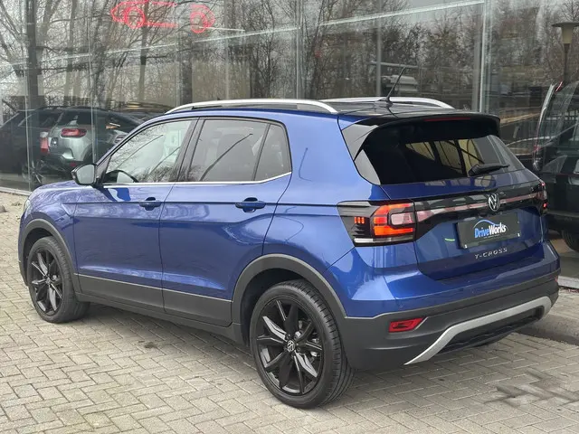 Volkswagen T-Cross 1.0 TSI Style |  Business R | LED | 18" | CARPLAY | Adaptive CC | 1. Eigenaar | Black Edition | Camera | 1/2 Leer | Winter-pakket | Interesse, Proefrit? Bel of app met: 06-24 28 28 42