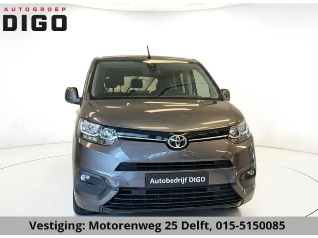 Toyota pro-ace