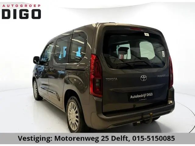 Toyota pro-ace