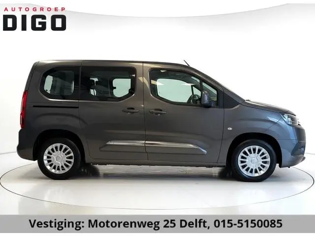 Toyota pro-ace