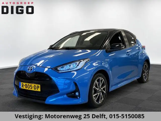 Toyota YARIS 1.5 HYBRIDE BI-TONE GARANTIE TOT 07-2031! . STOELVERWARMING . APPLE CARPLAY & ANDRIOD A...