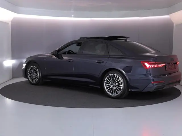 Audi A6 Limousine 50 TFSI e quattro S edition 299 pk S-tronic | SOH 91% | Navigatie | Panoramadak |...