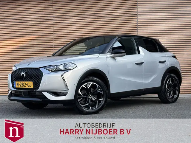 DS 3 Crossback 1.2 PureTech Rivoli Navi / Camera / Carplay / Lm Velgen / Trekhaak