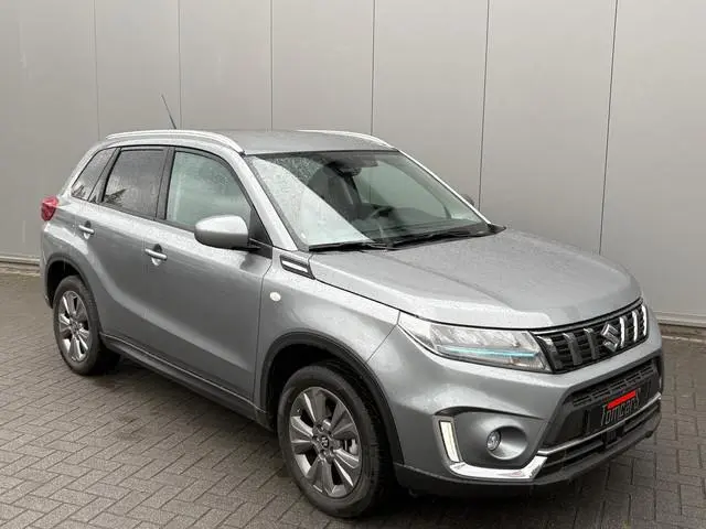 Suzuki Vitara 1.5 Full-Hybrid 116PK Automaat Select Navigatie/Camera/Adapt.-cruise/Stoelverwarming
