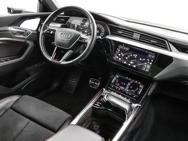 Audi Q8 e-tron