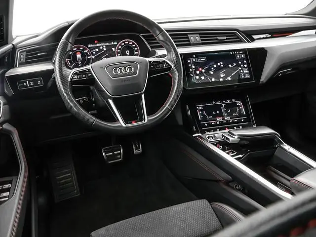 Audi Q8 e-tron