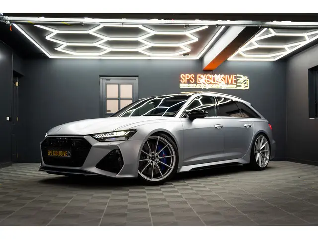 Audi A6 Avant RS 6 TFSI quattro Keramisch / 2xExclusive / Dynamic+ / MAT Florett / Softclose / Achterasbest. / Stage 1+ / 777PK / VOL
