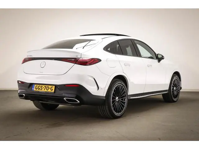 Mercedes-Benz GLC-klasse Coupé 400e 4MATIC AMG Line | PREMIUM PLUS PACK | LUCHTVERING | PANORAMADAK...