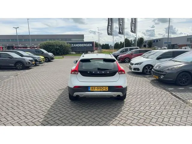 Volvo V40 Cross Country 1.5 T3 Nordic+