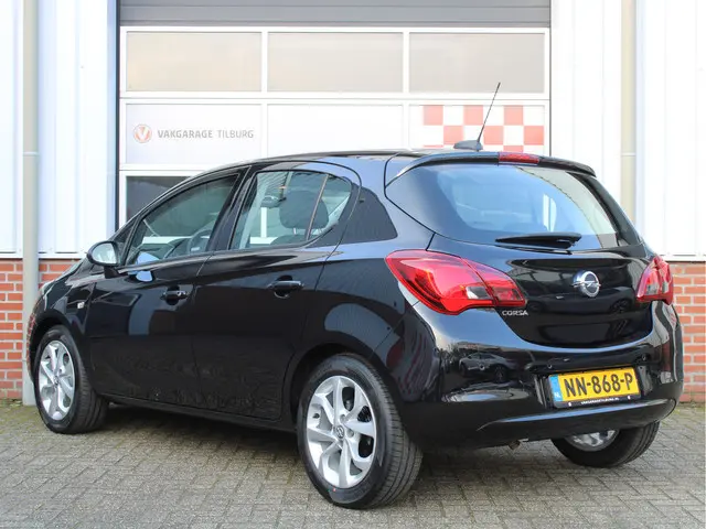 Opel Corsa 1.4 90PK Online Edition /Cruise control/PDC/Apple carplay/AIRCO/16'LM/DAB+/Bluetooth/ISOF...