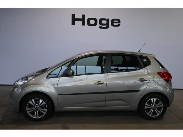 Kia Venga 1.4 CVVT DynamicPLusLine Clima Cruise control Navigatie 1e Eigenaar 100% Onderhouden Inruil mogelijk