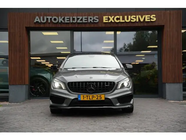 Mercedes-Benz CLA-klasse AMG 45 4MATIC Panoramadak Leer Memory Stoelverw. Camera
