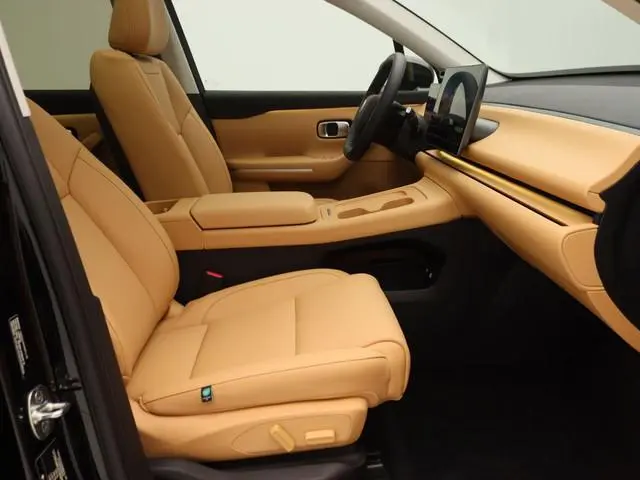 Leapmotor C10
