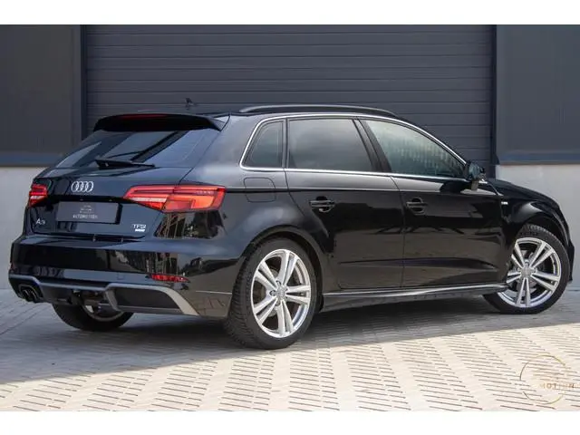 Audi A3 Sportback 1.4 TFSI CoD Sport S Line Edition Stoelverwarming ACC Stoelverwarming Keyless Dode...