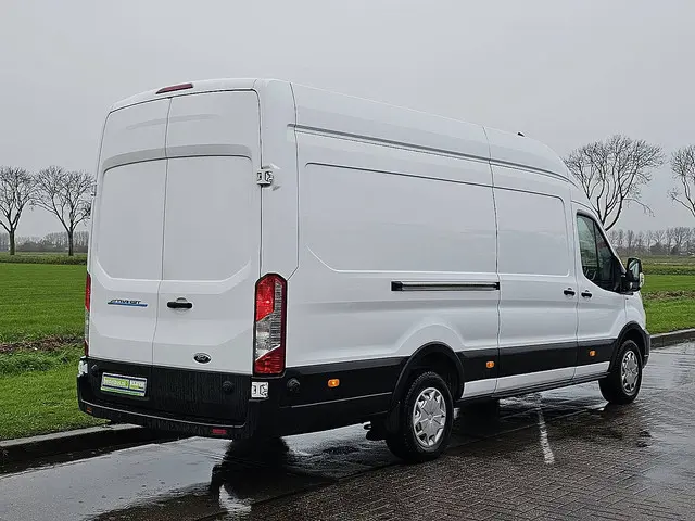 FORD E-TRANSIT l4h3 68 kwh navi