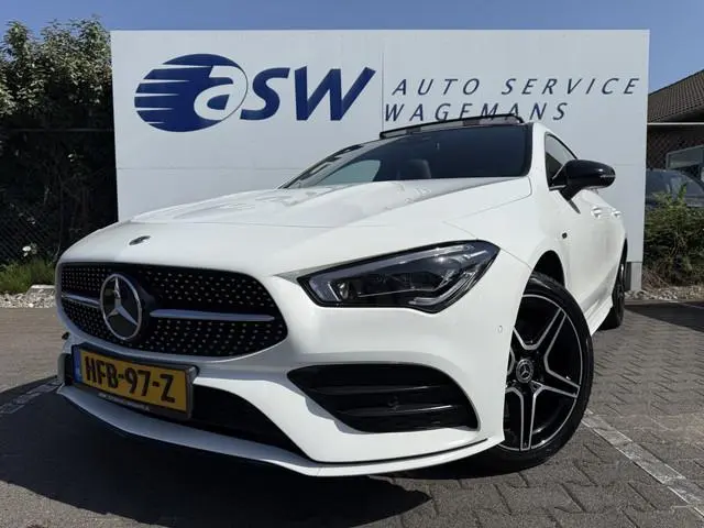 Mercedes-Benz CLA-klasse Shooting Brake 250e AMG Line | Pano | Ambient Light | Camera | Keyless | 18...