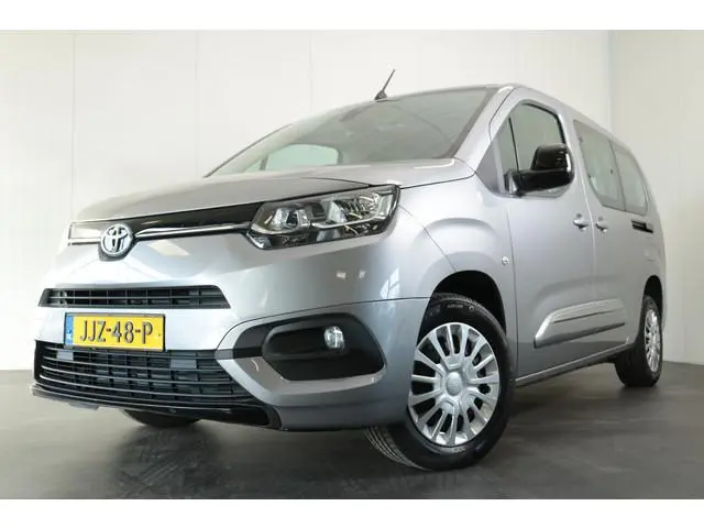 Toyota pro-ace