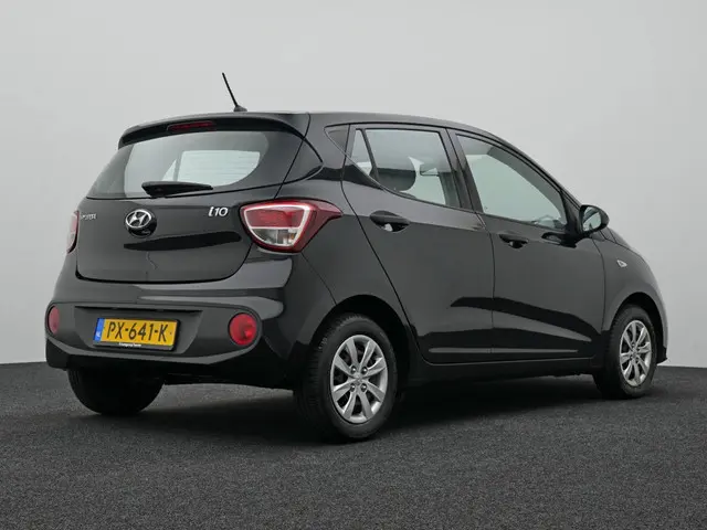 Hyundai i10 1.0i i-Motion | All-seasonbanden | Airco