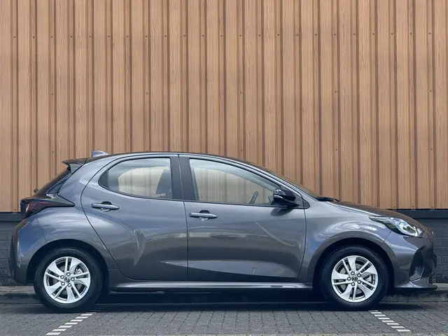 Mazda 2 Hybrid
