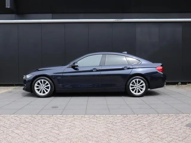 BMW 4-serie Gran Coupé 420i High Executive | SCHUIFDAK | NAVI | CRUISE | PDC |