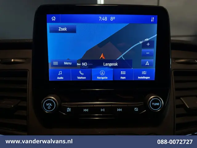 Ford Transit Custom 2.0 TDCI 131pk L2H1 Euro6 Airco | Navigatie | Apple Carplay | LED | 2800kg Trekh...