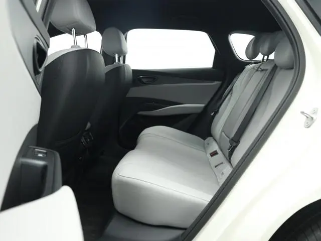 BYD SEAL