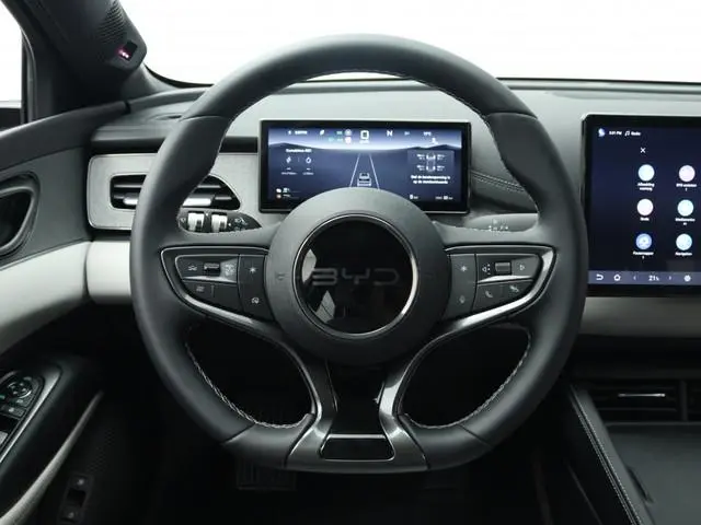 BYD SEAL
