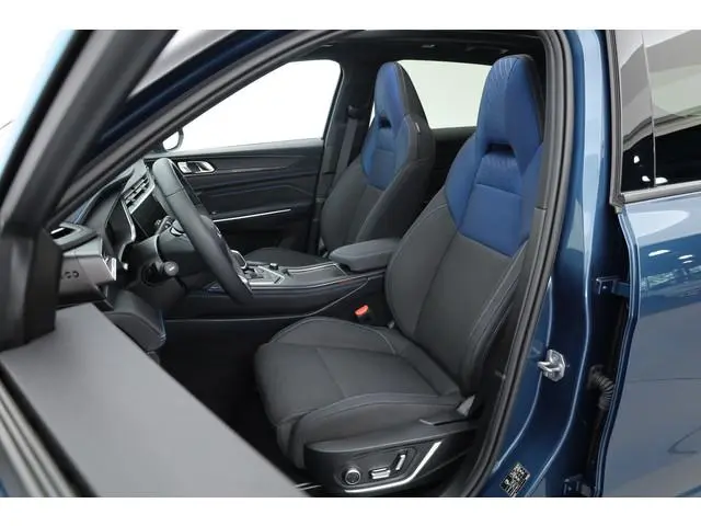 Lynk & Co 01 1.5 PHEV MY23 | Zwarte Hemel | Pano | 360cam + PDC | Adapt. Cruise | Memory | Stoelverw...