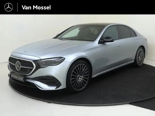 Mercedes-Benz E-klasse 300 e Sport Edition / Superscreen / Memory-Stoelen / Burmeister / Panaroma-da...
