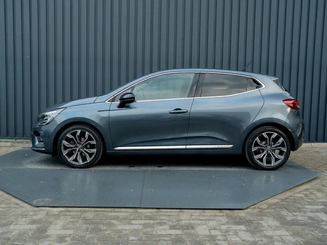 Renault Clio 1.0 TCe Intens | Camera | PDC V&A | Apple Carplay/ Android Auto Prijs Rijklaar!!