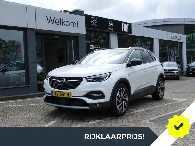 Opel Grandland X 1.6 Turbo 180pk Ultimate | Trekhaak | Leder | 19'' LMV