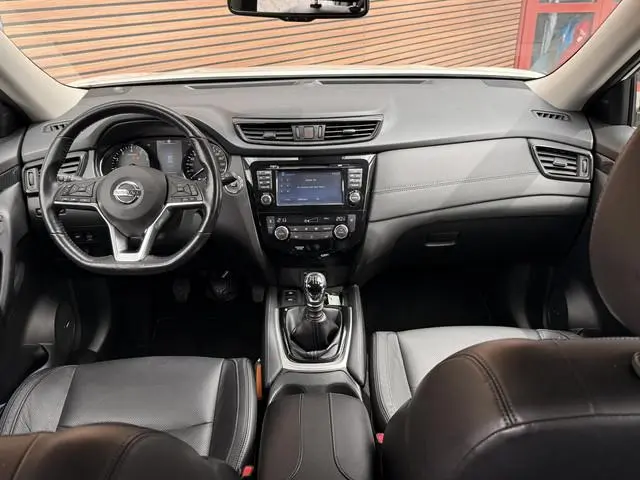 Nissan X-Trail 1.6 DIG-T Tekna Schuifdak / 360* Camera / Navi / Trekhaak / Nette auto!
