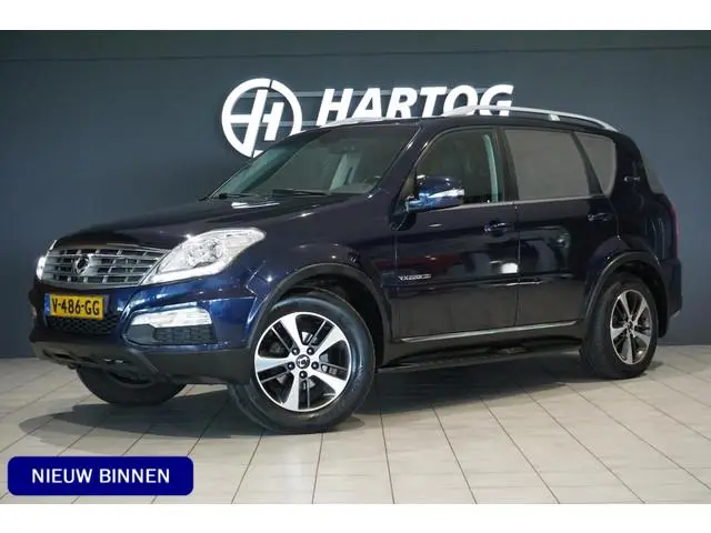 SsangYong Rexton RX 220 e-XDI Sapphire + CAMERA / STOELVERWARMING / LEDER