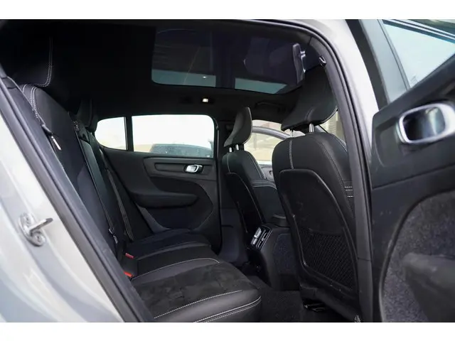 Volvo C40
