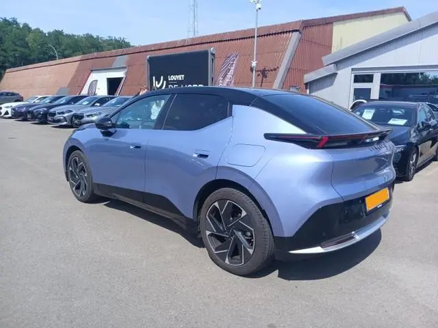Lynk & Co 02 MORE 66 KWH Pano | 360 Camera | Harman Kardon | Stuurverwarming