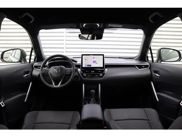 Toyota Corolla Cross Hybrid 200 Style, Stoelverwarming, Apple Carplay/Android Auto, Blind Spot monit...