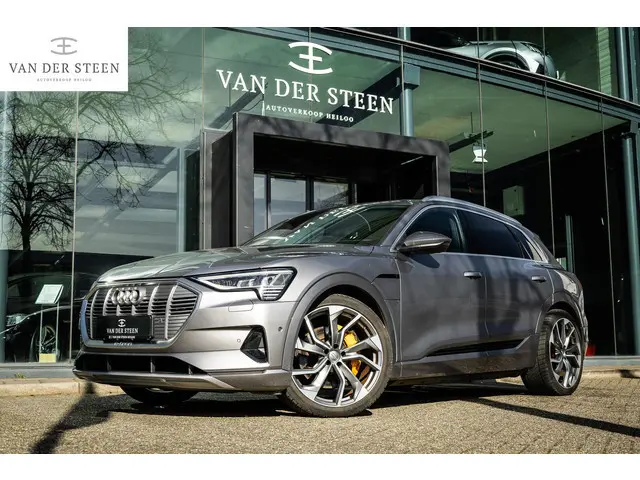 Audi e-tron 50 quattro S-Line 71 kWh Schuifdak l Elektrische S-line Stoelen | Adapt. Cruise |  Apple...