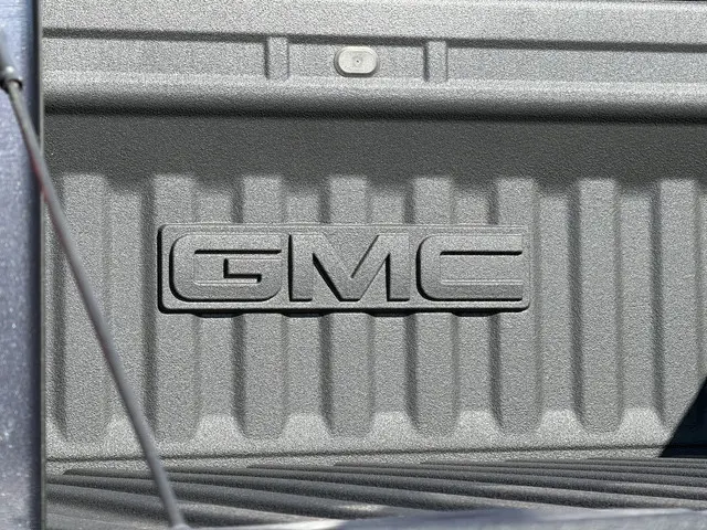 GMC Sierra