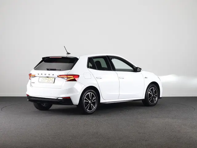 Skoda Fabia 1.0 TSI Monte Carlo 115 pk Automaat (DSG) | Adaptive Cruise Control | Navigatie via App...