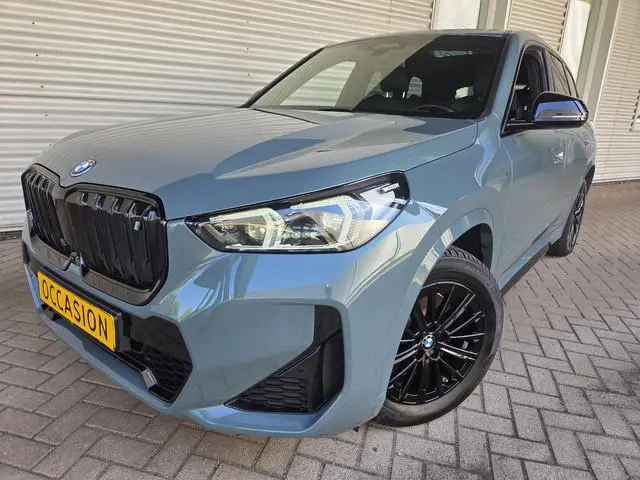 BMW iX1 xDrive30 Launch Edition 67 kWh