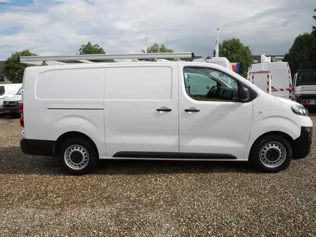 Opel Vivaro 2.0 CDTI 150PK L3 Airco Camera Trekhaak Imperiaal
