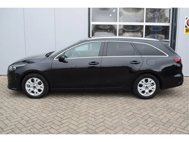 Kia Ceed Sportswagon 1.5 T-GDi DynamicPlusLine | NL-Auto | 140PK | Stoel & Stuurverwarming