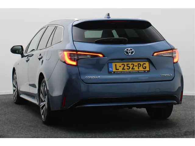 Toyota Corolla Touring Sports