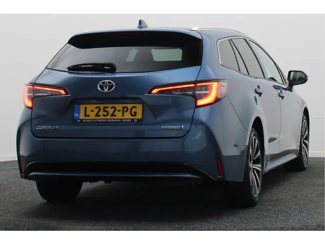 Toyota Corolla Touring Sports