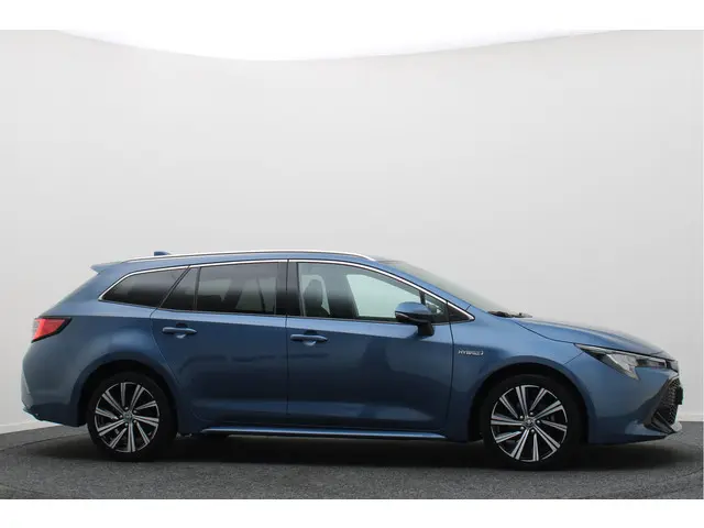 Toyota Corolla Touring Sports