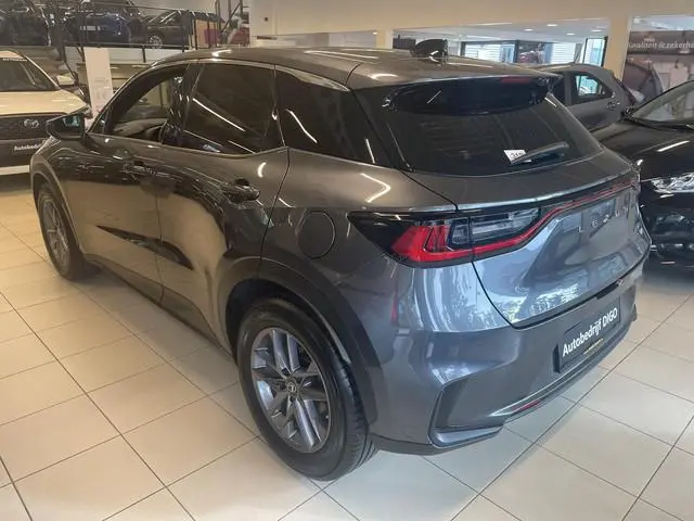 Lexus LBX