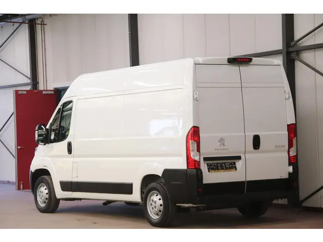 Peugeot Boxer 2.2 120PK L2H2 ACHTERUITRIJCAMERA EURO 6